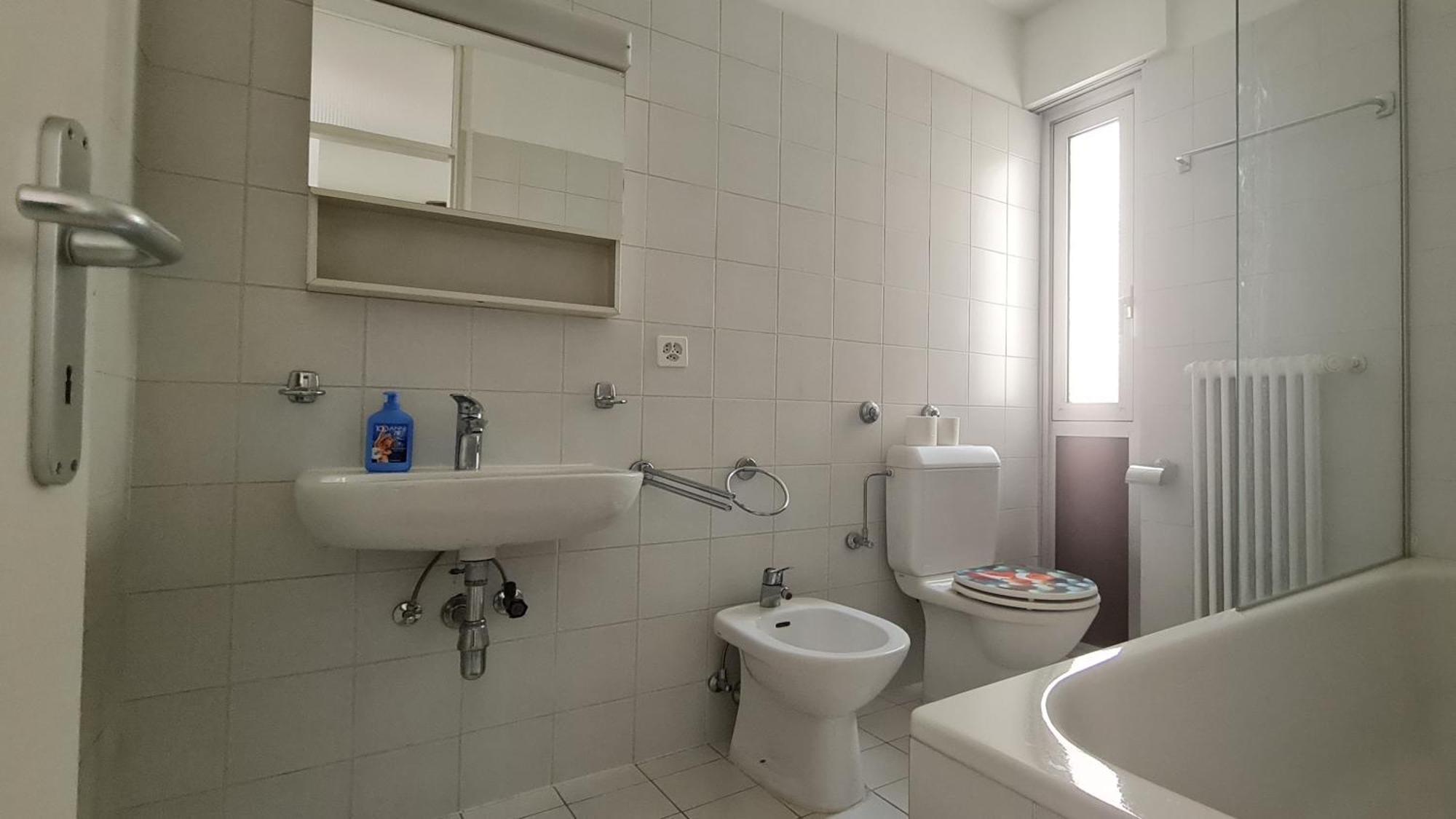 Melide Stb Apartment Luaran gambar